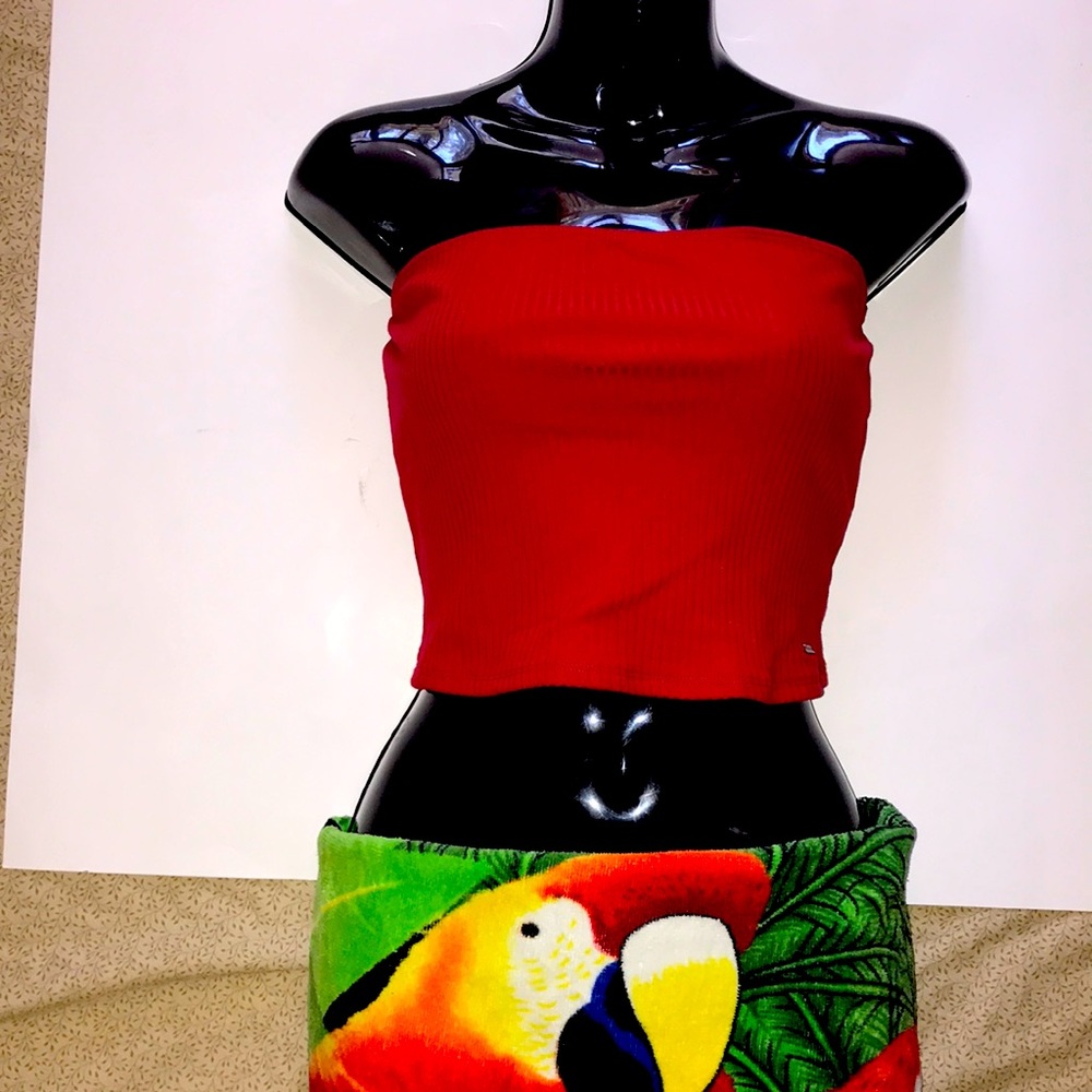 EUC Hollister red tube top
